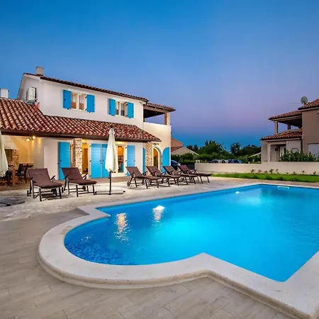 3 Bedrooms Villa With Private Pool Furnished Terrace And Wifi At Hreljici