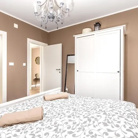 3 Bedrooms Villa With Private Pool Furnished Terrace And Wifi At Hreljici *