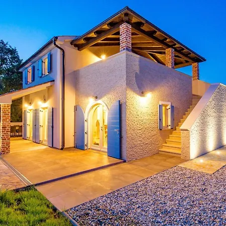 3 Bedrooms Villa With Private Pool Furnished Terrace And Wifi At Hreljici Villa